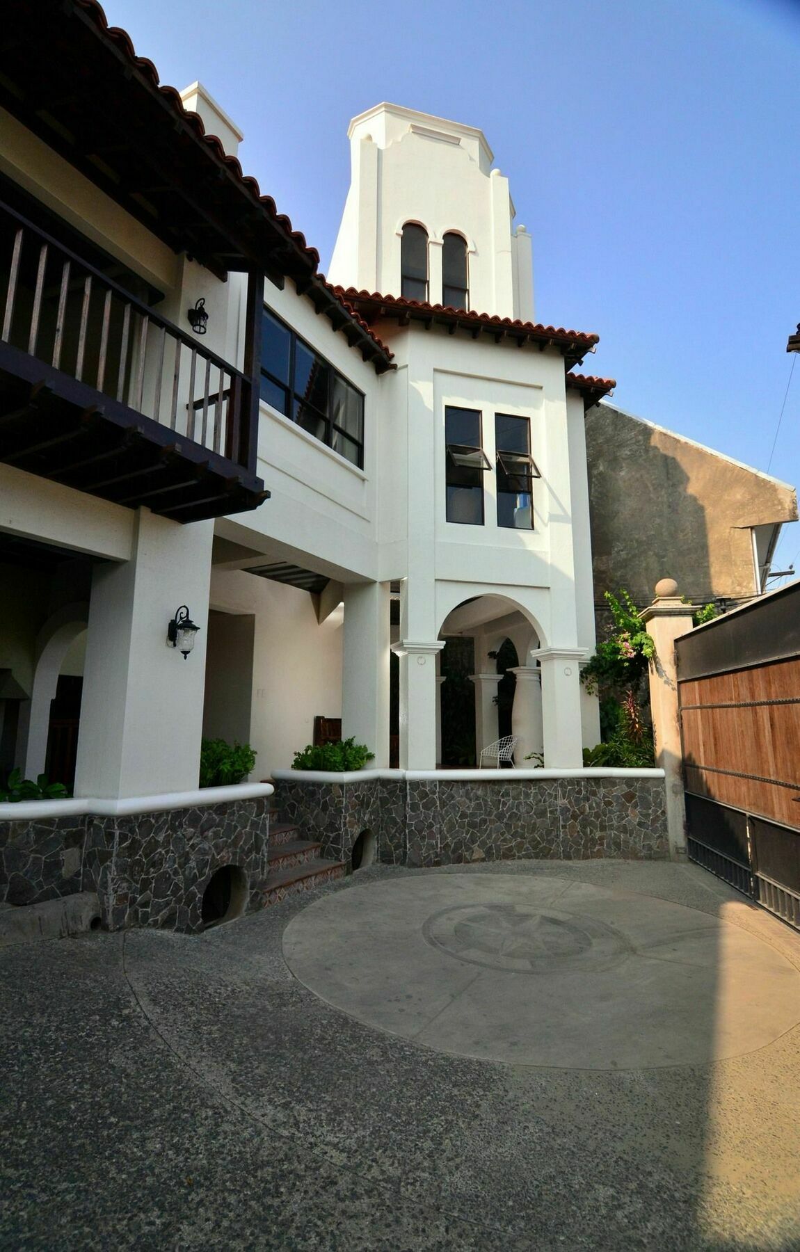 Versteeg Vacations - Fontana Residences Cebu ภายนอก รูปภาพ